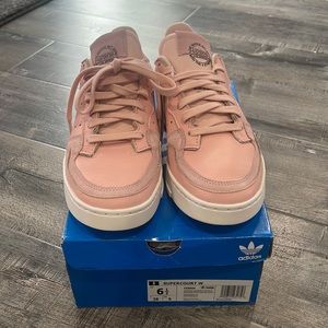 New Adidas Supercourt